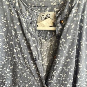 The Bette Collection Floral Blouse - Blue and White Muumuu